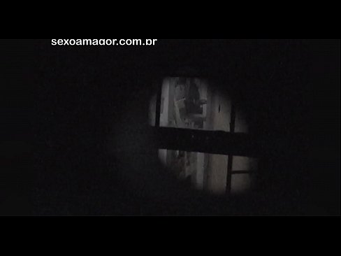 ❤️ Blondie vin an kasèt yon voyeur nan katye kache dèyè brik kre ☑ Videyo fout nan ht.watchhentai.ru ﹏