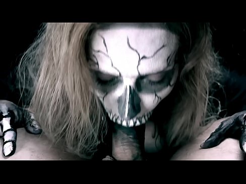 ❤️ Demon ti fi souse kòk chante ak bouch nwa li ak vale kom. ☑ Videyo fout nan ht.watchhentai.ru ﹏